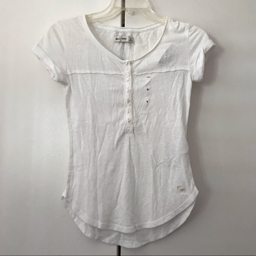 NWT Abercrombie Kids White T-Shirt